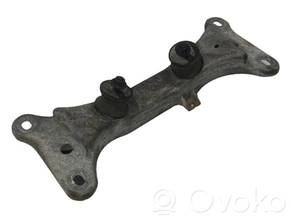 Кронштейн крепления трансмиссии