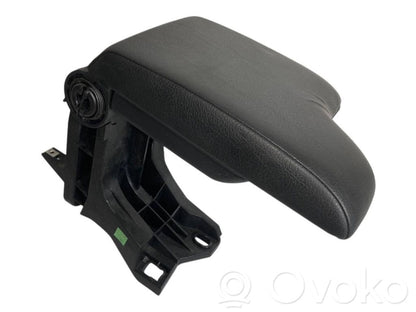 Подлокотник