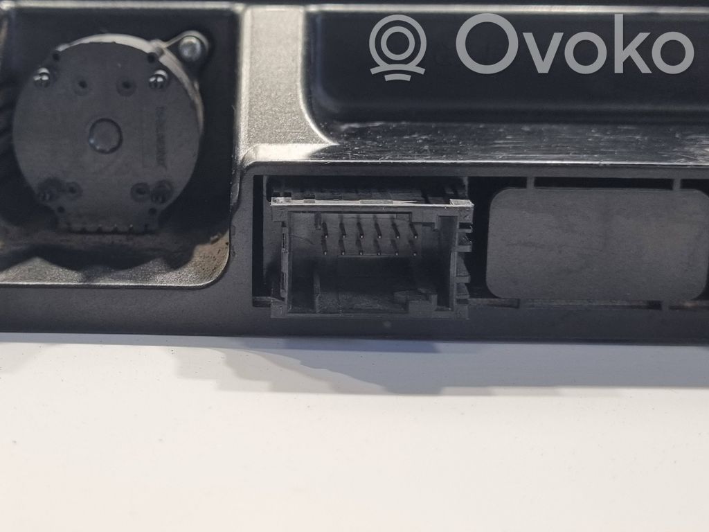 Блок управления кондиционером/климат-контролем/отоплением салона (в салоне)