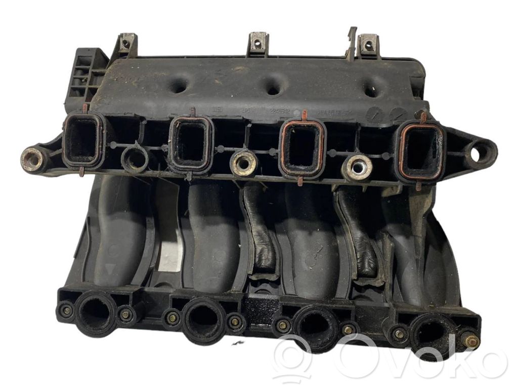 Впускной коллектор