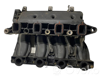 Впускной коллектор