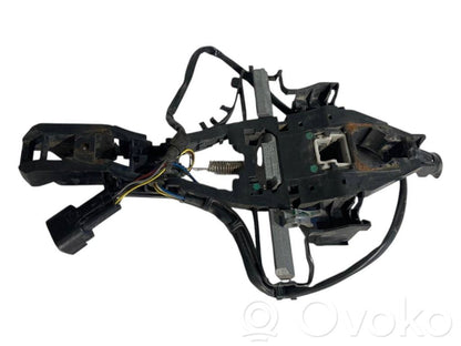 Aizmugurē turētājs / kronšteins ārējam atvēršanas rokturim