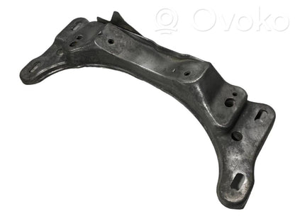 Transmission mounting bracket