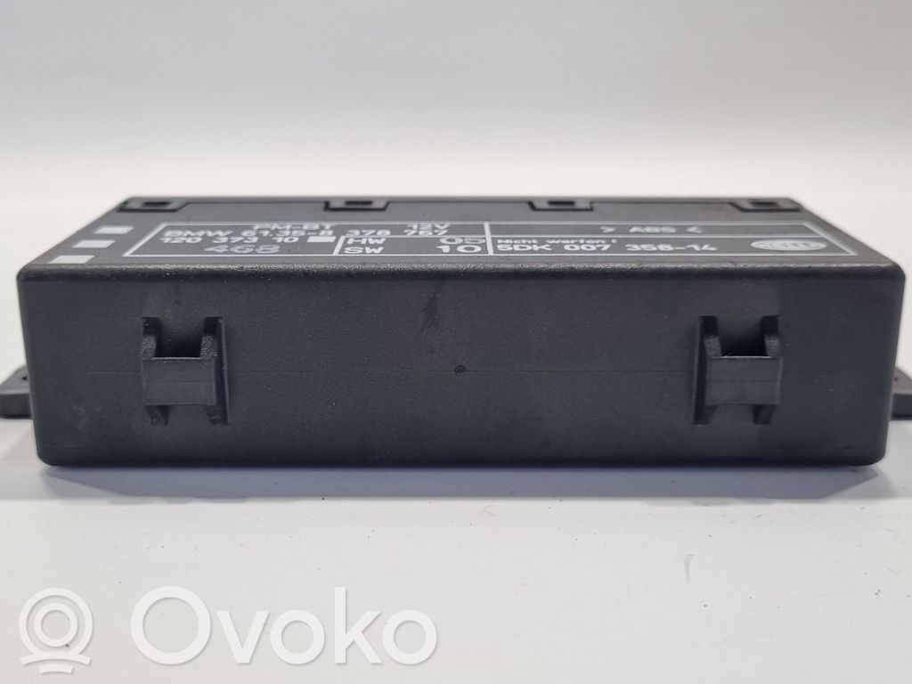 Durvju vadības bloks