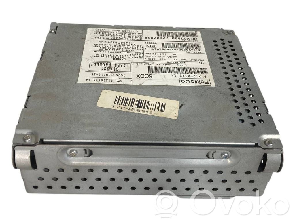 Radio / CD/DVD atskaņotājs / navigācija