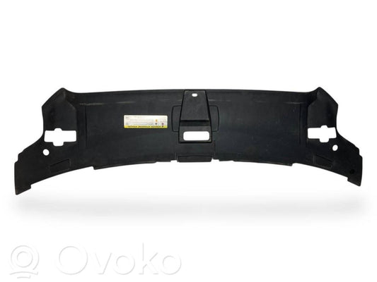 Dzinēja pārsega slēdzenes dekoratīvā apdare