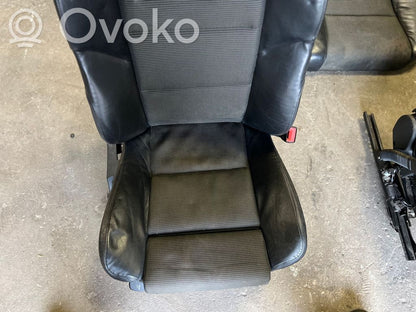 Комплект сидений