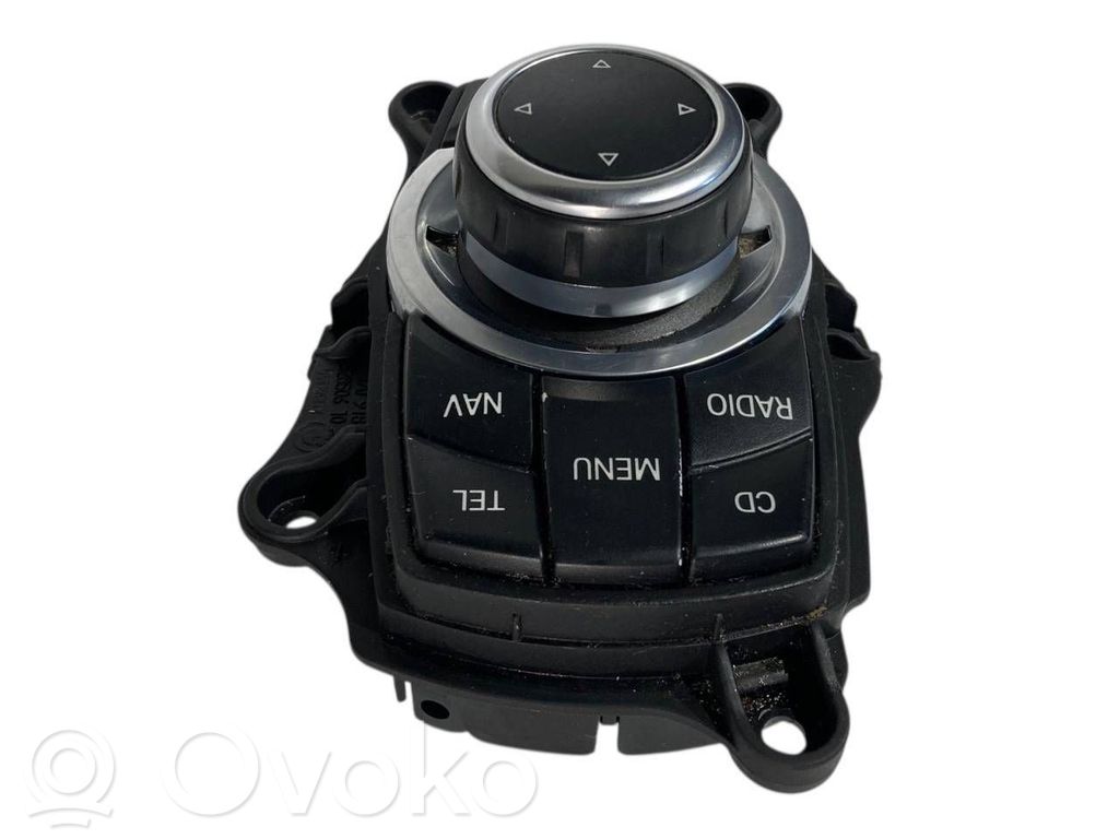 Multimediju kontrolieris