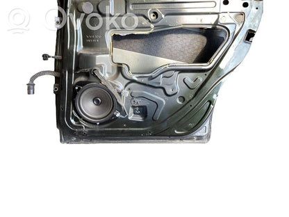 Aizmugurējās durvis