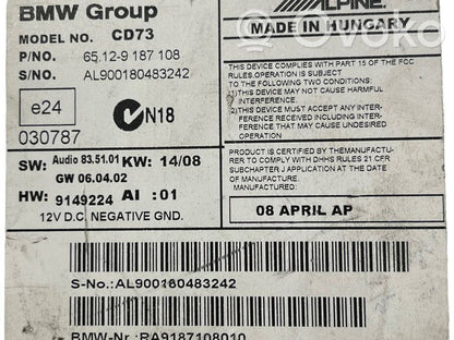 Radio / CD/DVD atskaņotājs / navigācija