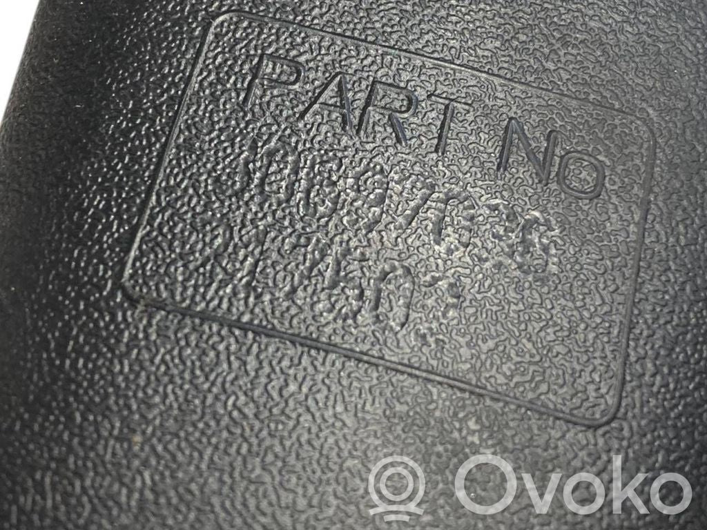 Aizmugurējās jostas sprādze