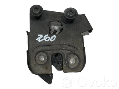 Seat backrest lock