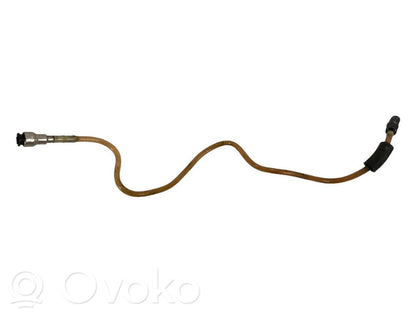 Degvielas caurulīte (-es)