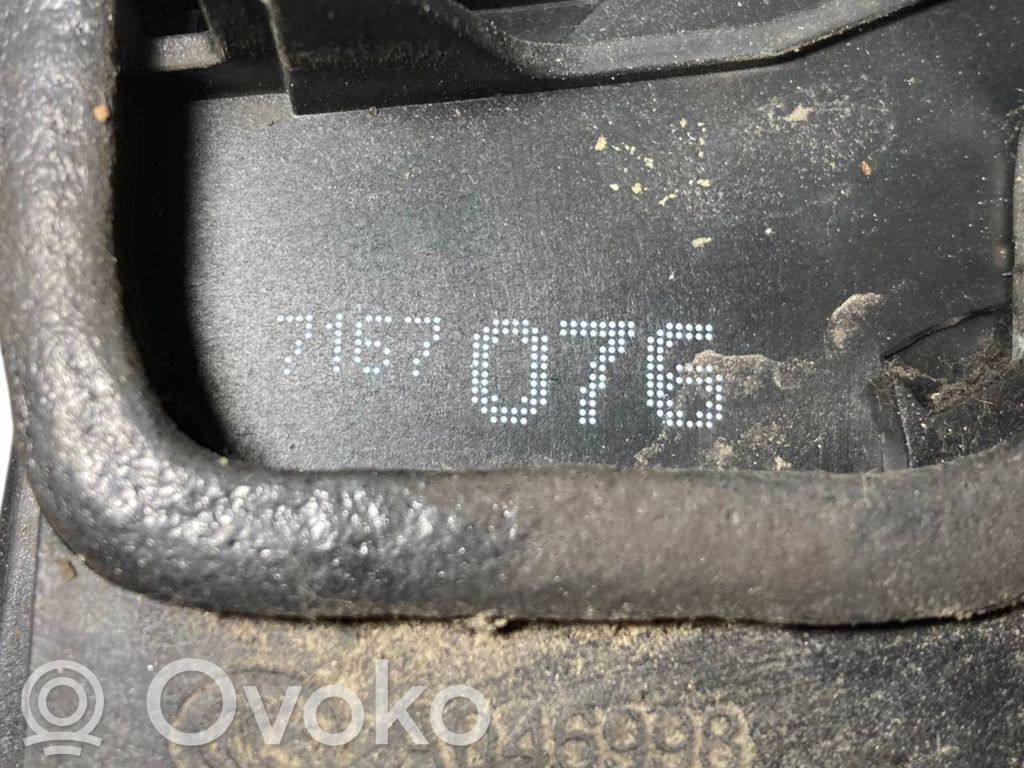 Aizmugurē slēdzene