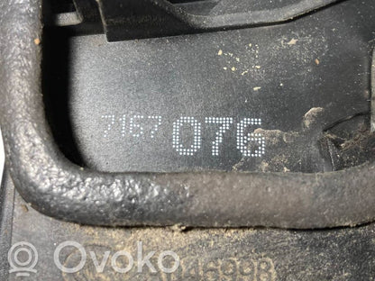 Aizmugurē slēdzene