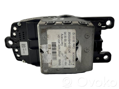 Multimediju kontrolieris