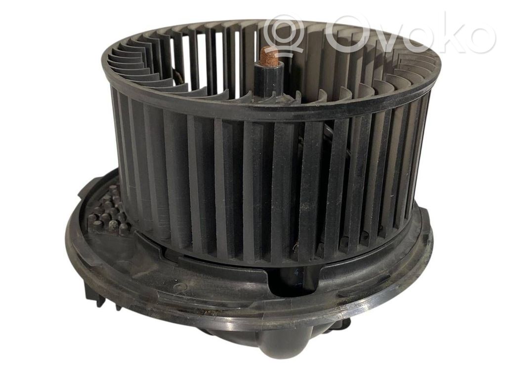 Mazā radiatora ventilators