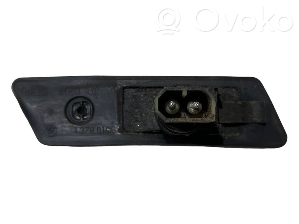 Spārna pagrieziena lukturis