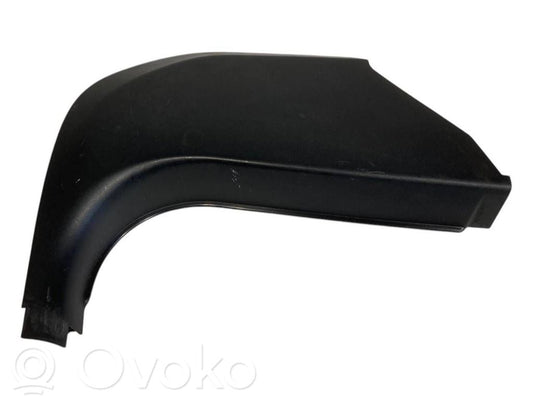 Side decorative trim for the footwell