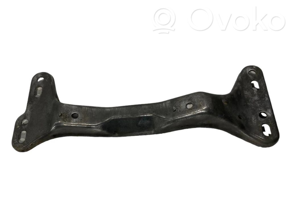 Transmission mounting bracket