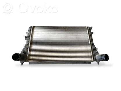Starpdzesētāja radiators