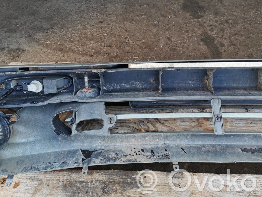 Priekšējais bamperis