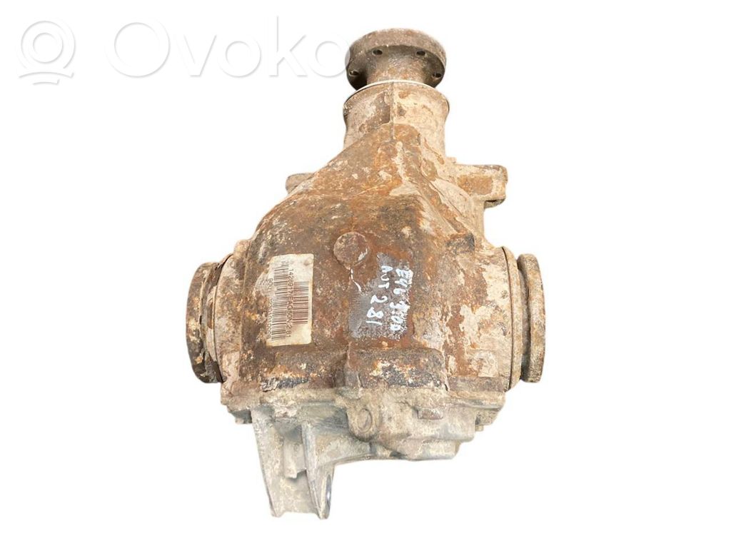 Aizmugurējais reduktors