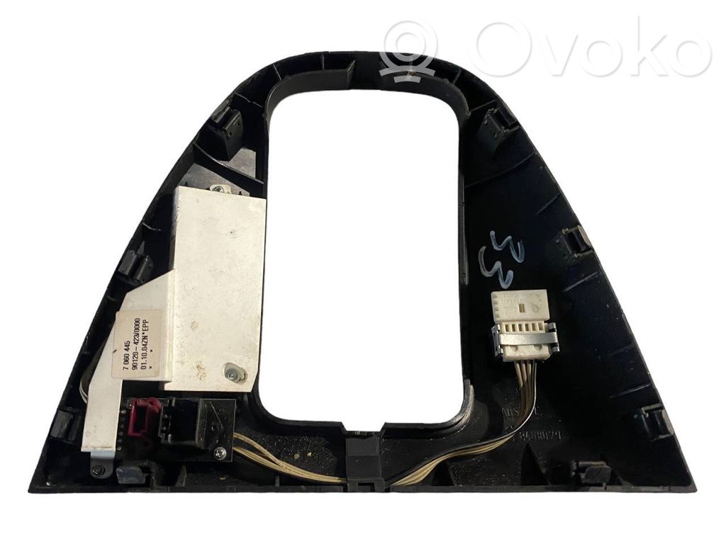 Gear shift lever decorative trim (plastic)