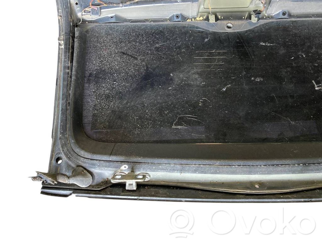 Aizmugurējais pārsegs (bagāžnieks)