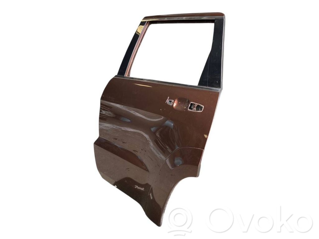 Aizmugurējās durvis