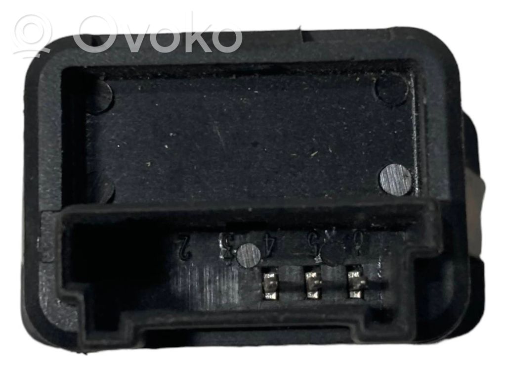 Citu veidu slēdži / pogas / pārslēdzēji