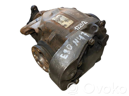 Aizmugurējais reduktors