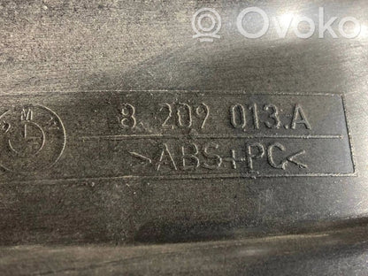 (D) statņa dekoratīvā apdare (augšdaļa)