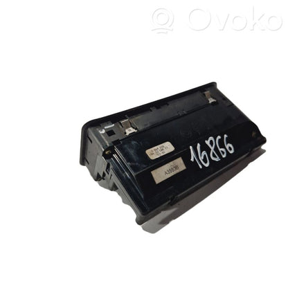 Elektrisko logu slēdzis