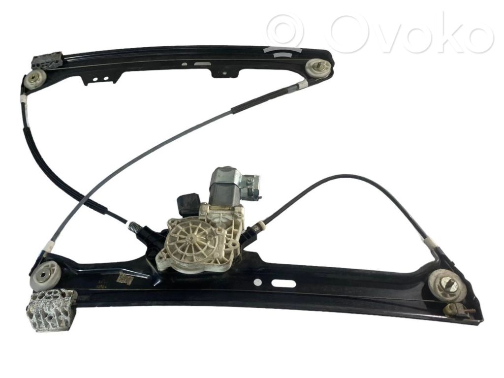 Priekšpusē elektriskā loga pacelšanas mehānisma komplekts