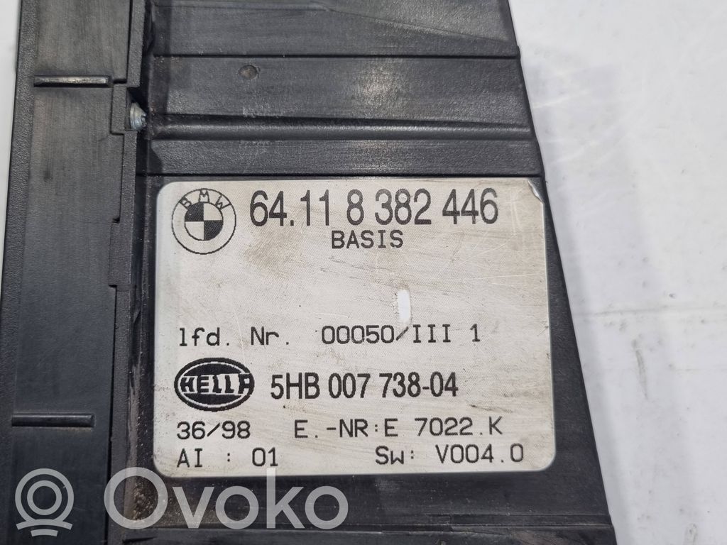 Gaisa kondicioniera / klimata kontroles / salona apsildes vadības bloks (salonā)