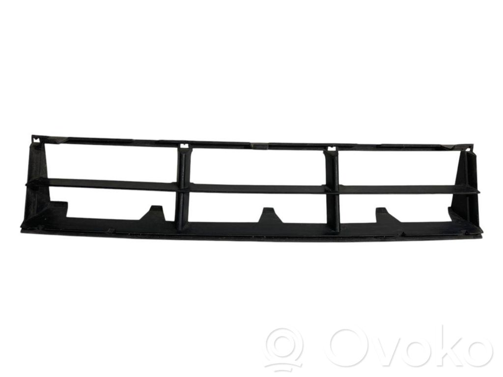 Apakšējais režģis (trīsdaļīgs)