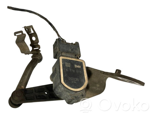 Augstuma sensors (priekšējo lukturu)