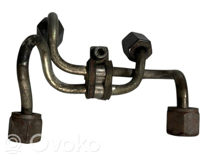 Degvielas caurulīte (-es)