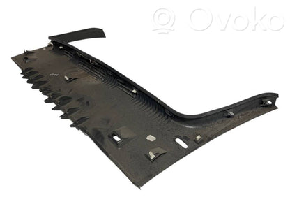 Bagāžnieka sliekšņa dekoratīvā apdare