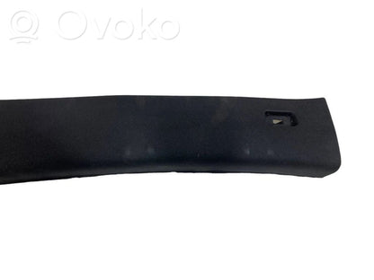 (A) statņa dekoratīvā apdare