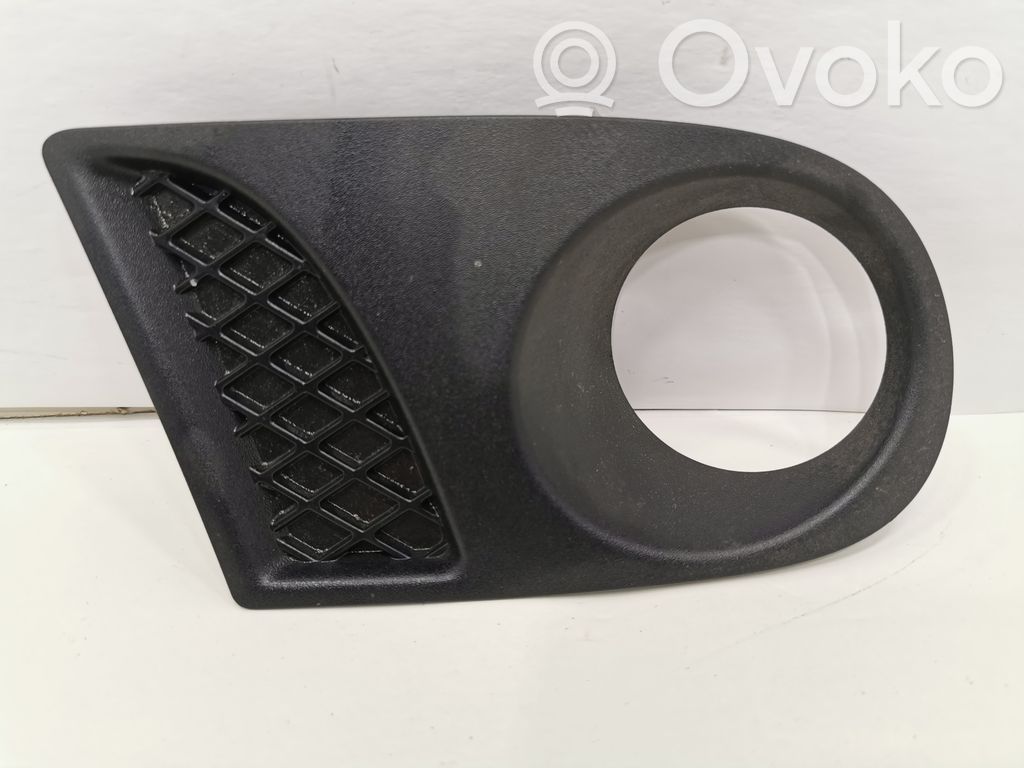 Pretmiglas luktura dekoratīvais režģis