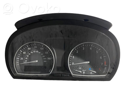 Speedometer (in the instrument panel)