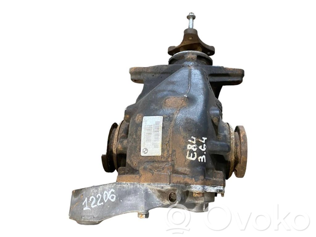 Aizmugurējais reduktors