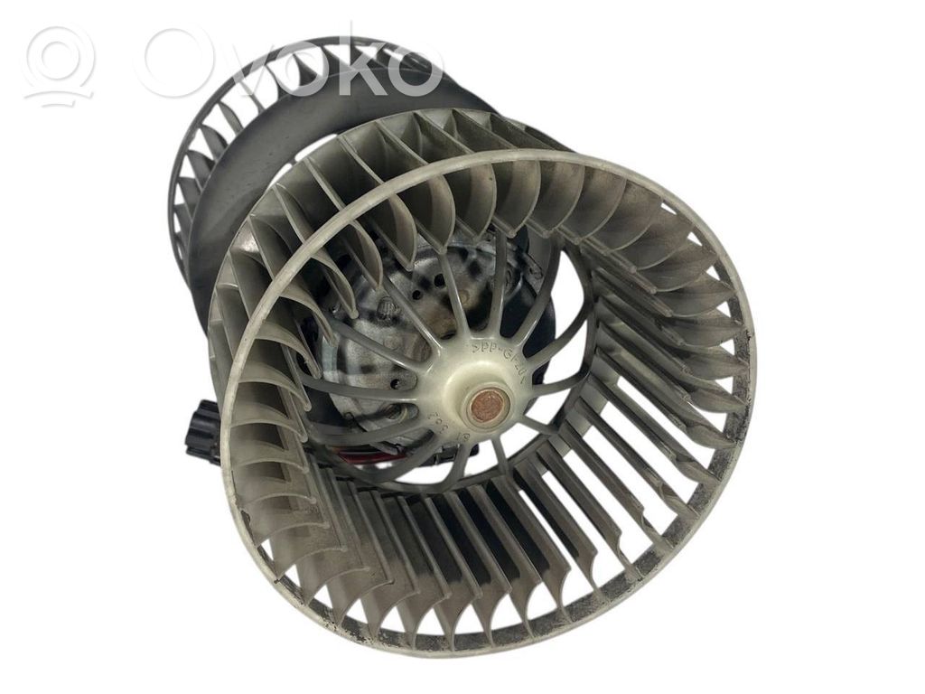 Mazā radiatora ventilators