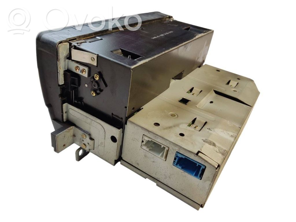 Радио / CD/DVD-плеер / навигация