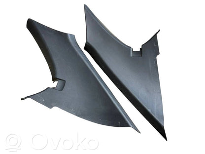 (C) statņa dekoratīvā apdare