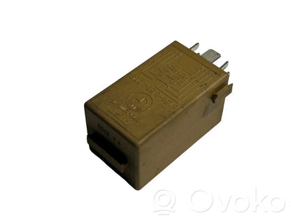 Window wiper relay