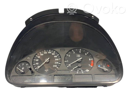 Spidometrs (instrumentu panelī)