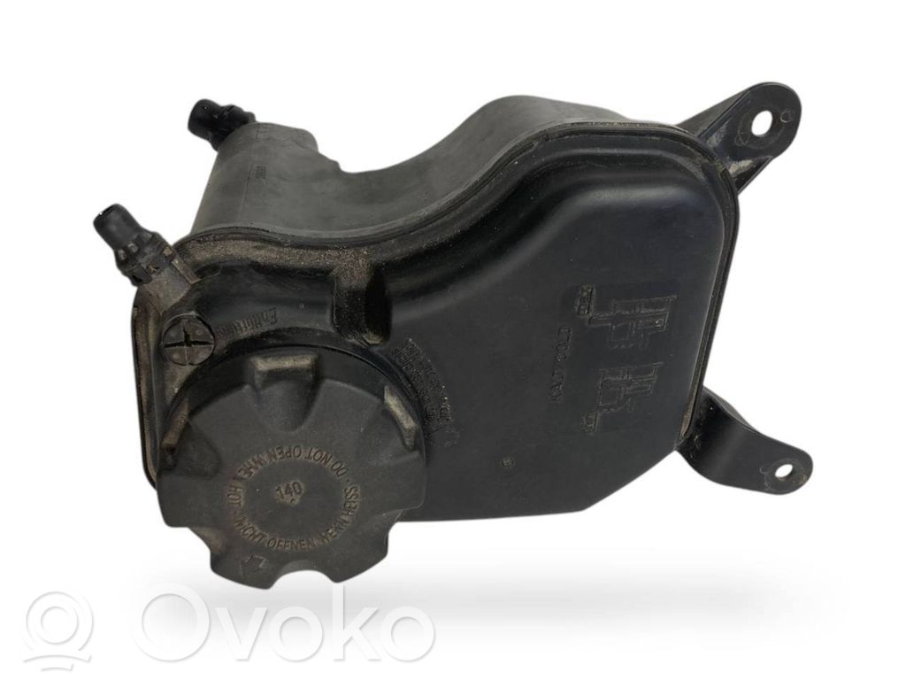 Dzesēšanas šķidruma izplešanās tvertne